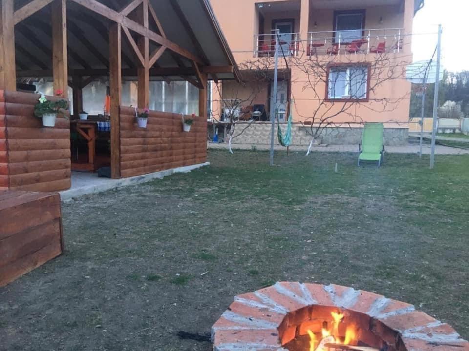 Cazare Ieftina Piatra Neamţ Exteriör bild